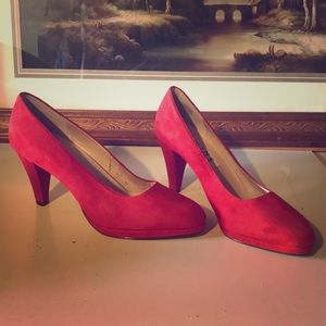 Nine West suede heels